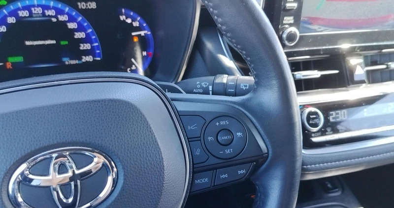 Toyota Corolla cena 124900 przebieg: 67884, rok produkcji 2022 z Daleszyce małe 352